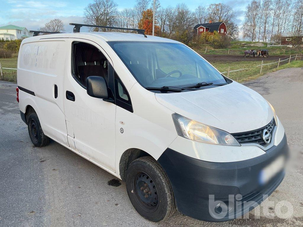NISSAN NV 200 - Tarbesõiduk: pilt 2 NISSAN NV 200 - Tarbesõiduk: pilt 2
