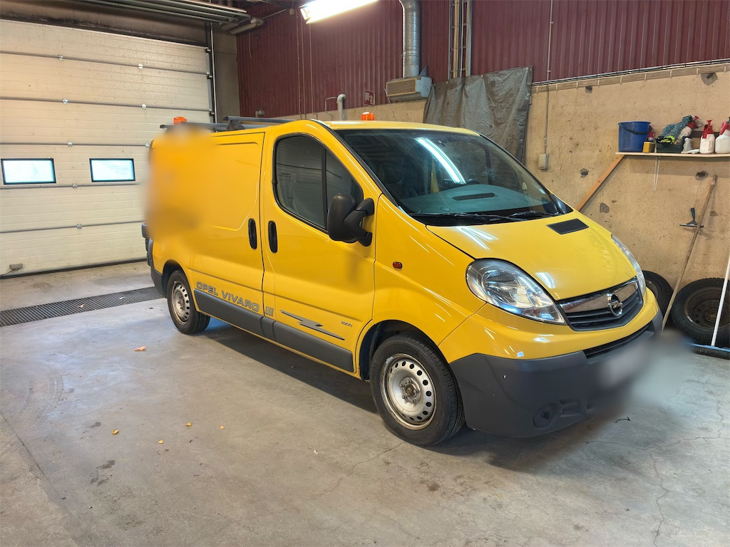 OPEL VIVARO SKÂP - Tarbesõiduk: pilt 3 OPEL VIVARO SKÂP - Tarbesõiduk: pilt 3