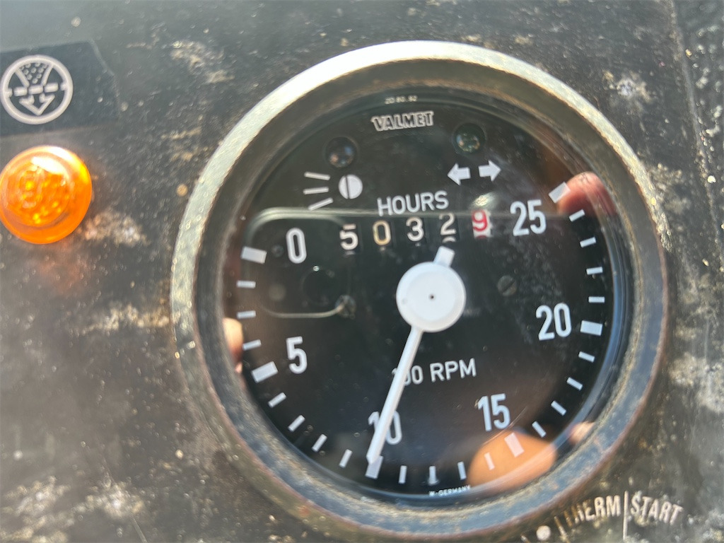VALMET 903/4 - Traktor: pilt 5 VALMET 903/4 - Traktor: pilt 5