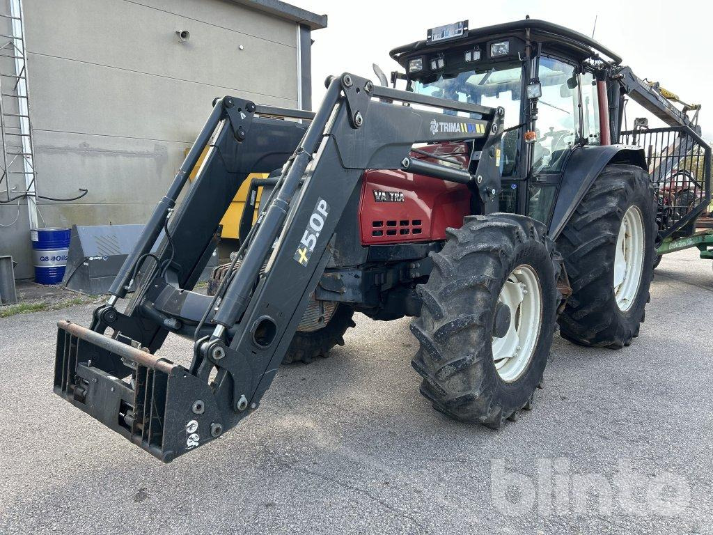 VALTRA 6850-4 - Traktor: pilt 3 VALTRA 6850-4 - Traktor: pilt 3
