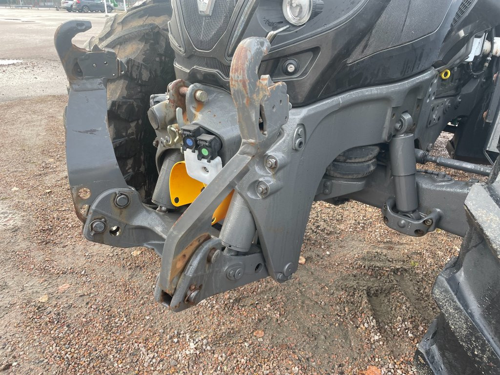 VALTRA T214 - Traktor: pilt 5 VALTRA T214 - Traktor: pilt 5