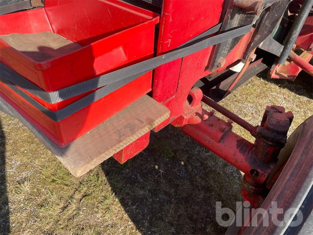 VOLVO BM 2250 - Traktor: pilt 4 VOLVO BM 2250 - Traktor: pilt 4