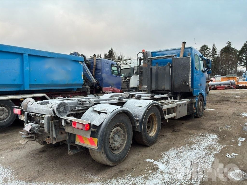 VOLVO FH 420 6*2 - Konkstõstukiga veoauto: pilt 4 VOLVO FH 420 6*2 - Konkstõstukiga veoauto: pilt 4