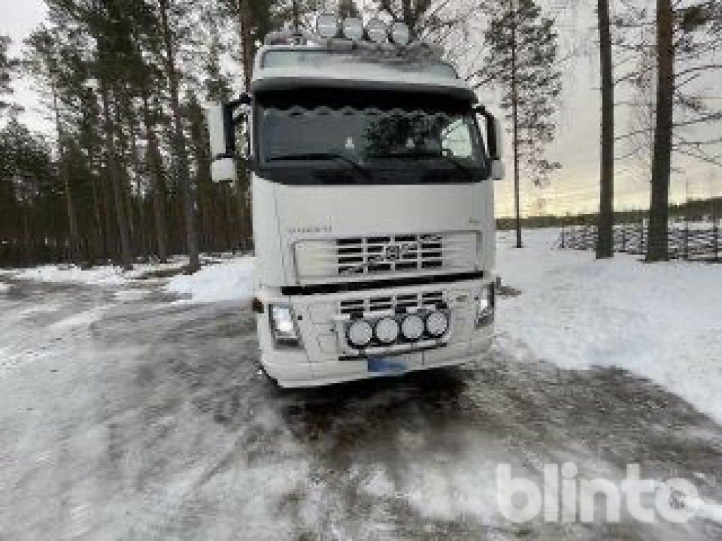 VOLVO FH 480 8*2 - Konkstõstukiga veoauto: pilt 4 VOLVO FH 480 8*2 - Konkstõstukiga veoauto: pilt 4
