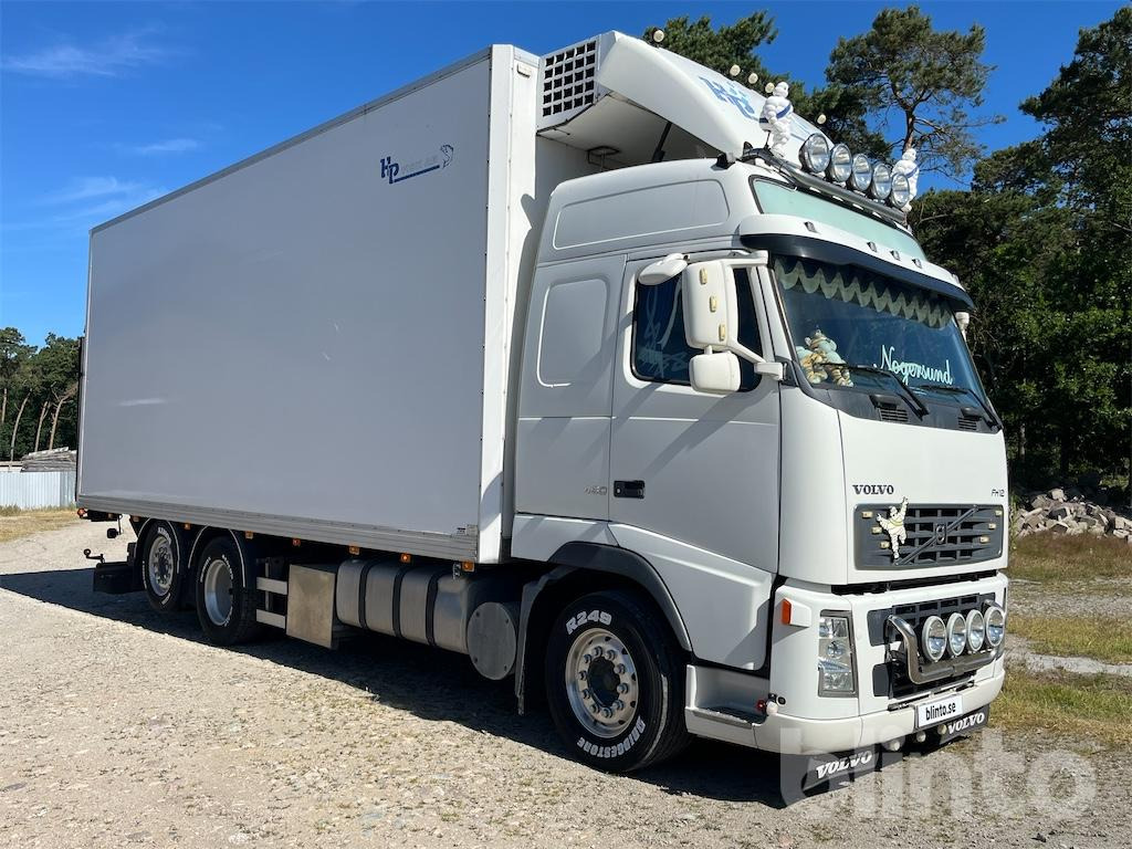 VOLVO FH12 6X2 - Külmutiga veoauto: pilt 3 VOLVO FH12 6X2 - Külmutiga veoauto: pilt 3
