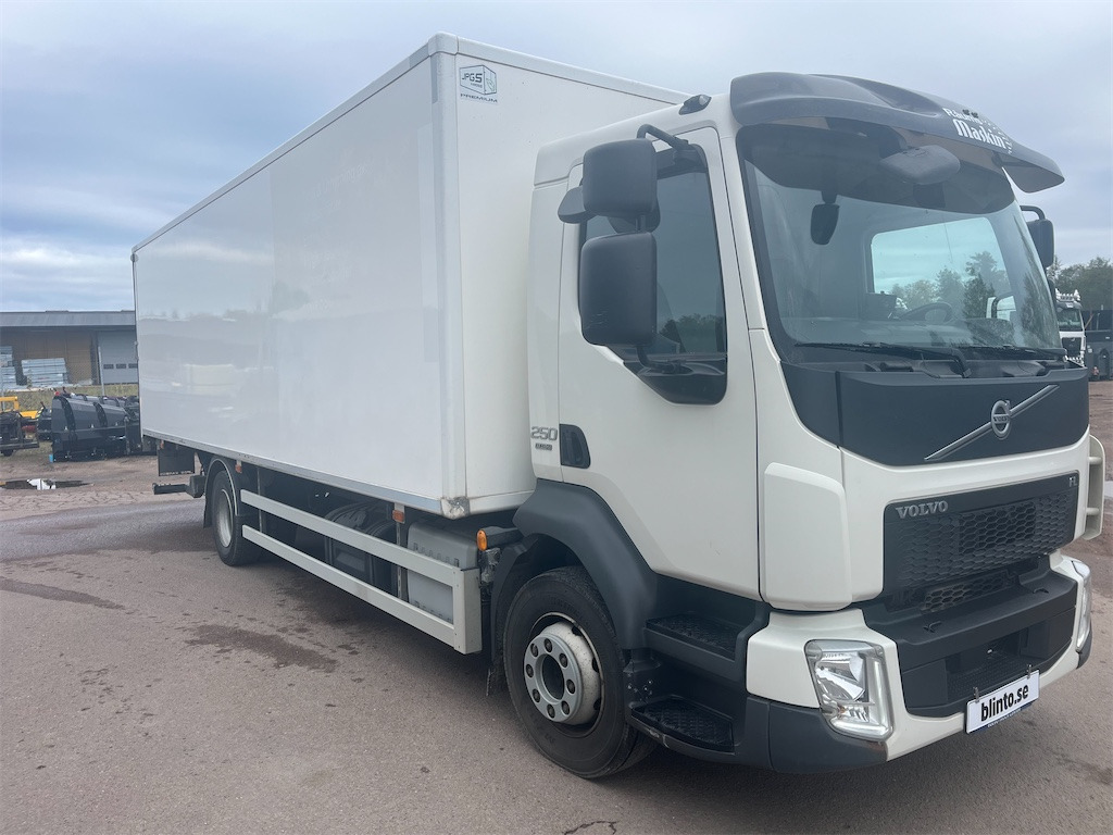 VOLVO FL250 4*2 - Kasti veoauto: pilt 3 VOLVO FL250 4*2 - Kasti veoauto: pilt 3