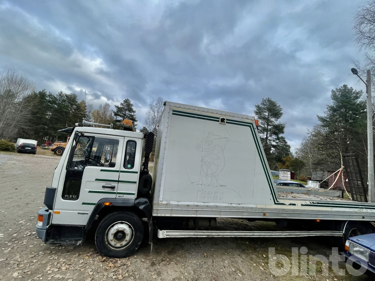 VOLVO FL612 4X2 med ramper - Madelveok/ Platvormveok: pilt 4 VOLVO FL612 4X2 med ramper - Madelveok/ Platvormveok: pilt 4