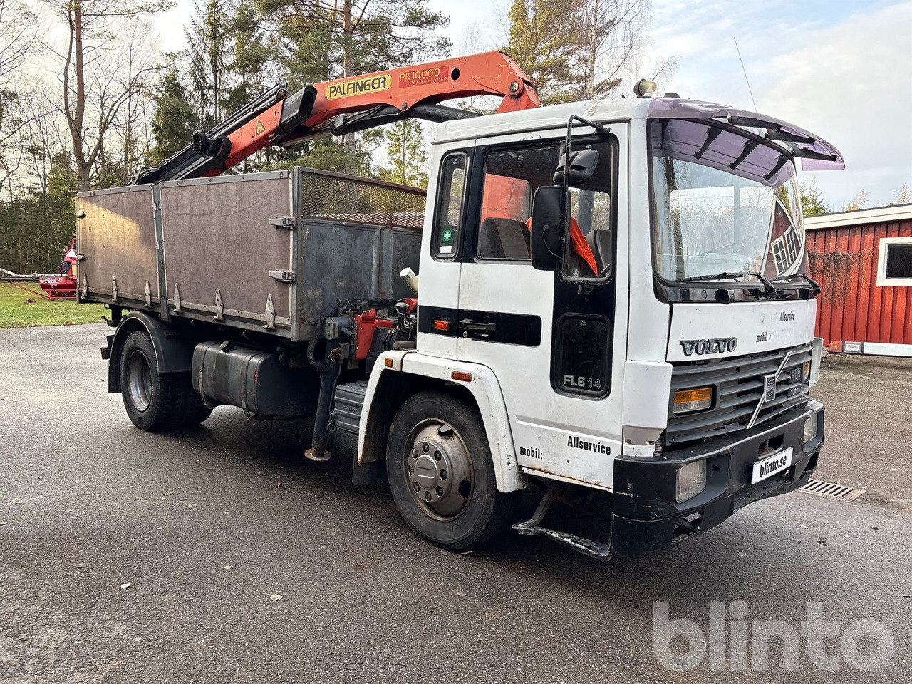 VOLVO FL614 4X2 - Kallurauto, Kraanaga veoauto: pilt 3 VOLVO FL614 4X2 - Kallurauto, Kraanaga veoauto: pilt 3