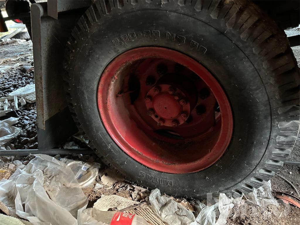 Madelveok/ Platvormveok VOLVO L 475 Reparationsobjekt: pilt 19 Madelveok/ Platvormveok VOLVO L 475 Reparationsobjekt: pilt 19