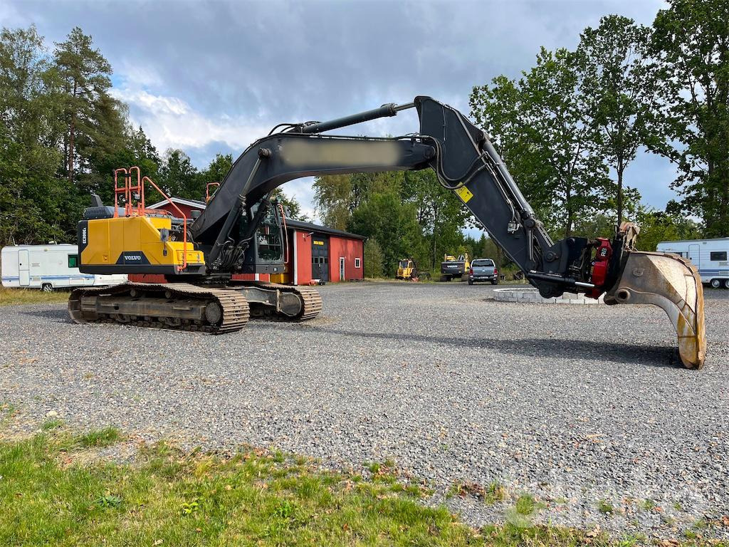 Volvo EC300EL - Lintekskavaator: pilt 2 Volvo EC300EL - Lintekskavaator: pilt 2