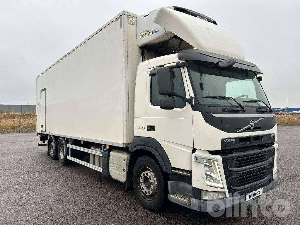 Volvo FM330 6x2 JPGS - Carrier 2-zon - Külmutiga veoauto: pilt 3 Volvo FM330 6x2 JPGS - Carrier 2-zon - Külmutiga veoauto: pilt 3