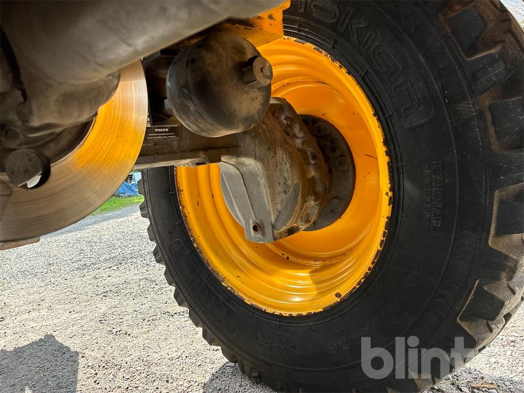 Rataslaadur Volvo L35G: pilt 39