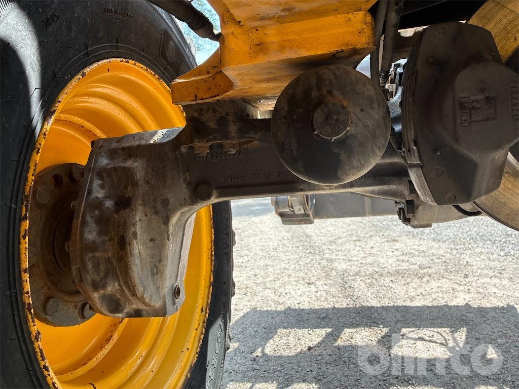 Rataslaadur Volvo L35G: pilt 38