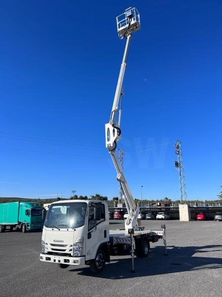 Isuzu HX200 - Veoautolt tõusev platvorm: pilt 2 Isuzu HX200 - Veoautolt tõusev platvorm: pilt 2