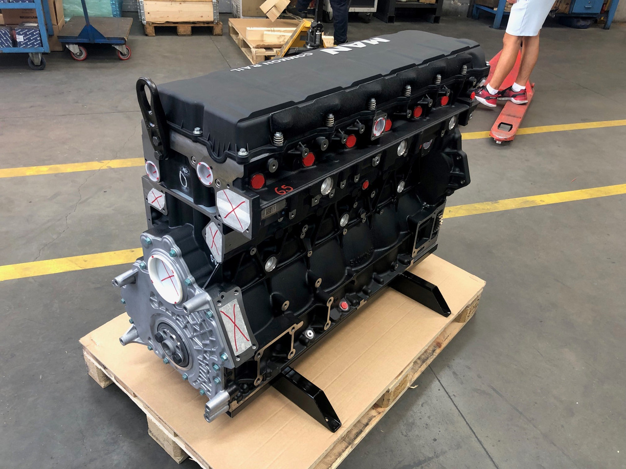 MOTORE ALLEGGERITO MAN D2677LF51 / D2677 LF51 - D2676LF52 / D2677 LF52 - D2676LF53 / D2677 LF53 (camion) - Mootor - Veoauto: pilt 1 MOTORE ALLEGGERITO MAN D2677LF51 / D2677 LF51 - D2676LF52 / D2677 LF52 - D2676LF53 / D2677 LF53 (camion) - Mootor - Veoauto: pilt 1