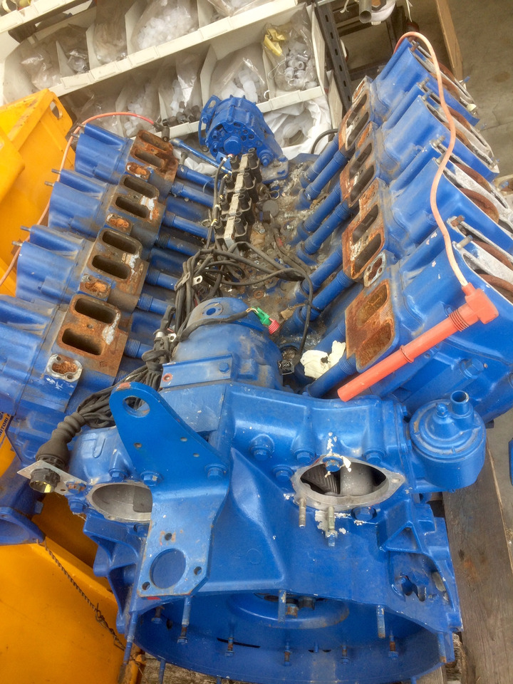 MOTORE FIAT 8280.02 COMPLETO - USO RICAMBI - Mootor: pilt 4 MOTORE FIAT 8280.02 COMPLETO - USO RICAMBI - Mootor: pilt 4