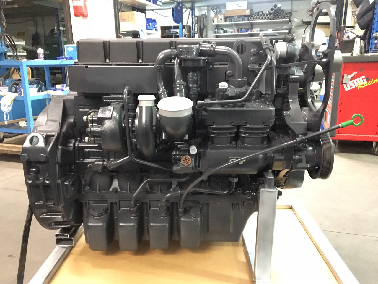 MOTORE MAN D0836LOH40 / D0836 LOH40 - 280CV - EURO 3 - BUS - Completo - Mootor - Buss: pilt 5 MOTORE MAN D0836LOH40 / D0836 LOH40 - 280CV - EURO 3 - BUS - Completo - Mootor - Buss: pilt 5