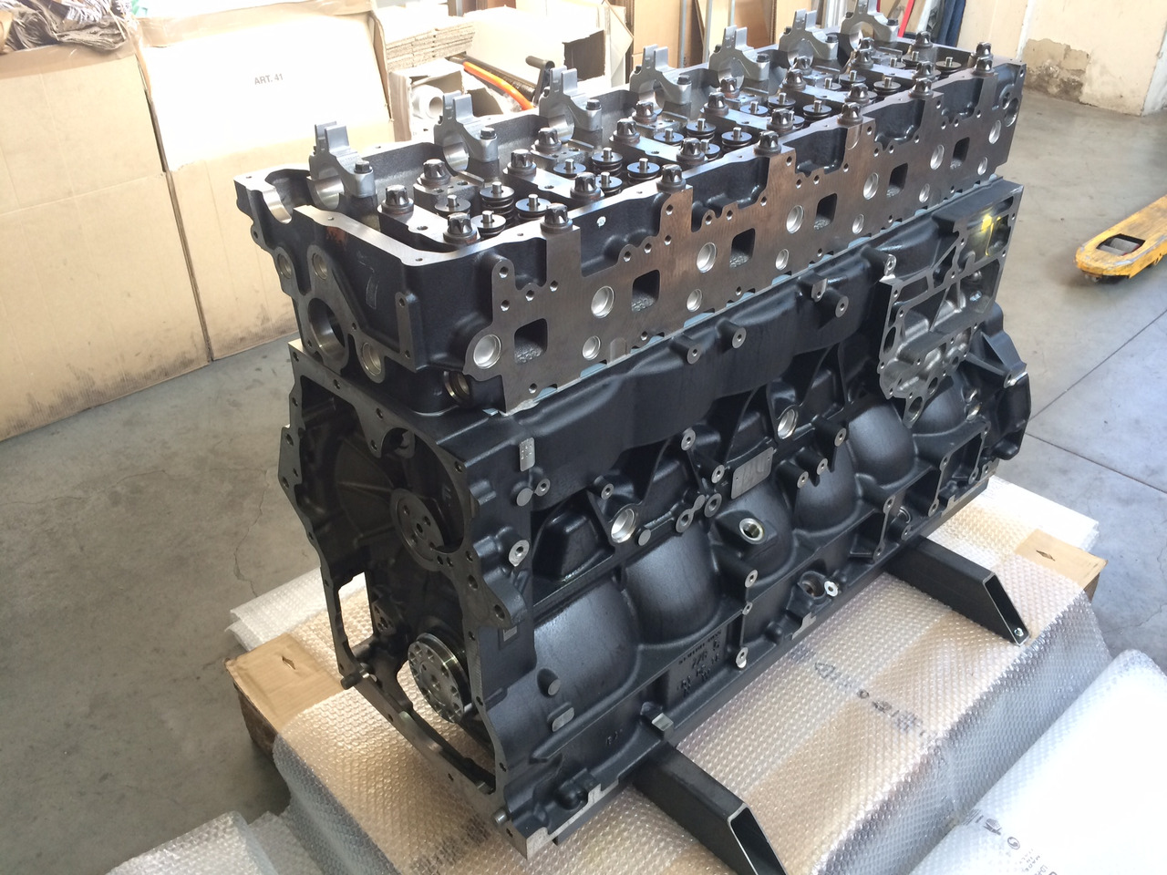 MOTORE MAN D2676 LOH31 - 480CV - EURO 6 - MOTORE AUTOBUS VERTICALE - Mootor - Buss: pilt 2 MOTORE MAN D2676 LOH31 - 480CV - EURO 6 - MOTORE AUTOBUS VERTICALE - Mootor - Buss: pilt 2