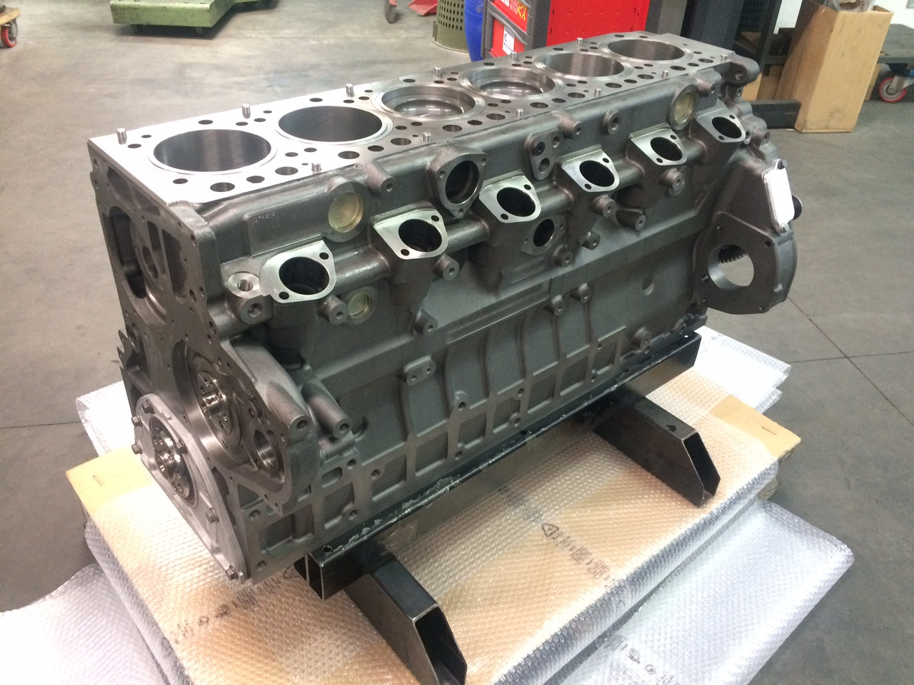 MOTORE MERCEDES OM457 / OM457LA / OM457HLA - Mootor: pilt 2 MOTORE MERCEDES OM457 / OM457LA / OM457HLA - Mootor: pilt 2