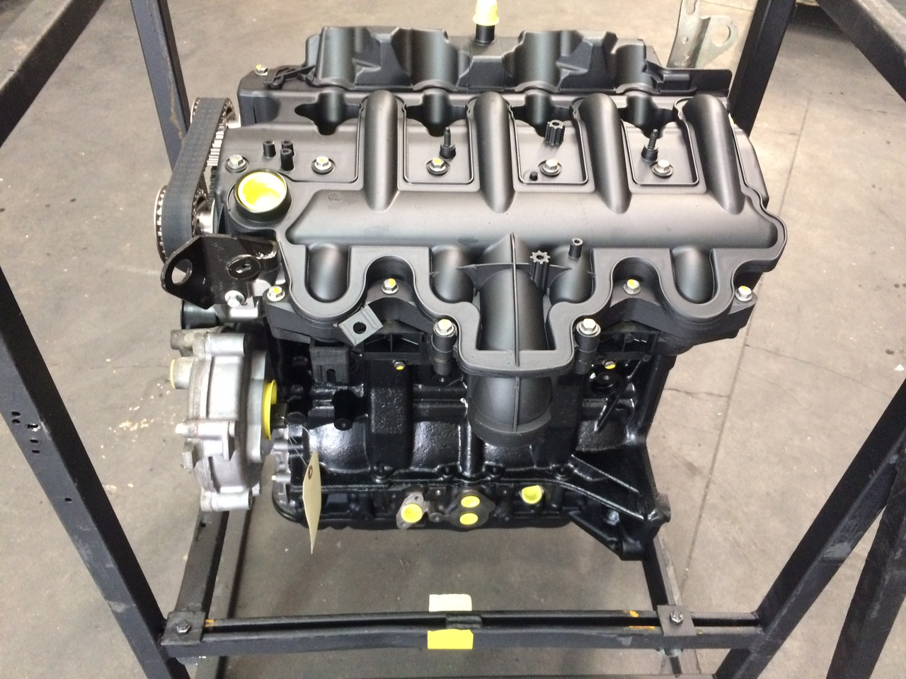 MOTORE SEMICOMPLETO RENAULT G9U-A6 PER VEICOLO RENAULT MASTER - Mootor: pilt 2 MOTORE SEMICOMPLETO RENAULT G9U-A6 PER VEICOLO RENAULT MASTER - Mootor: pilt 2