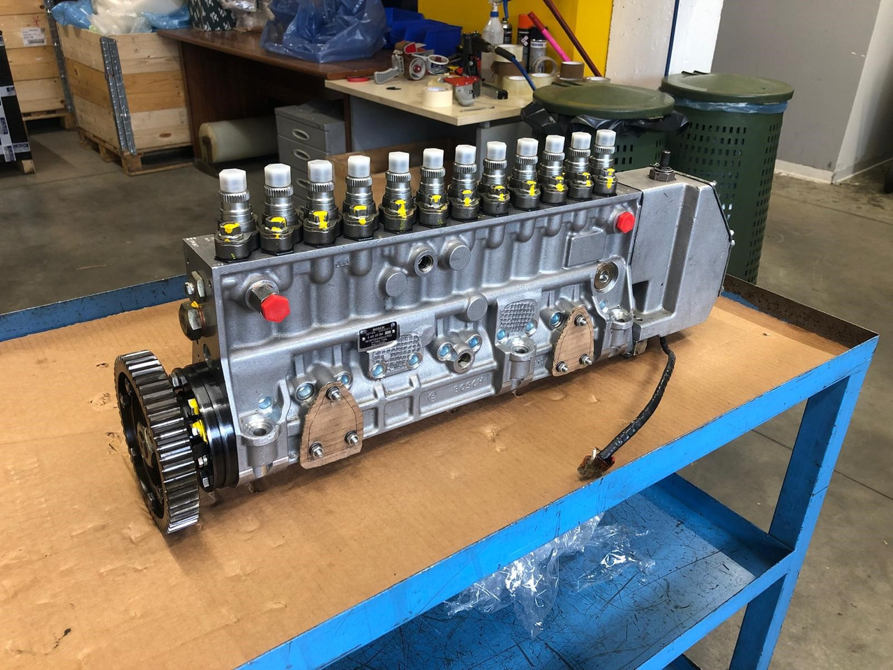 POMPA INIEZIONE MOTORE MAN D2842 - Kütusepump: pilt 2 POMPA INIEZIONE MOTORE MAN D2842 - Kütusepump: pilt 2