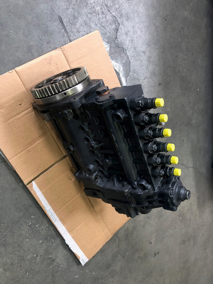 POMPA INIEZIONE RIF. BOSCH 0402796210 / RIF. MAN 51111037618 - Kütusepump: pilt 3 POMPA INIEZIONE RIF. BOSCH 0402796210 / RIF. MAN 51111037618 - Kütusepump: pilt 3