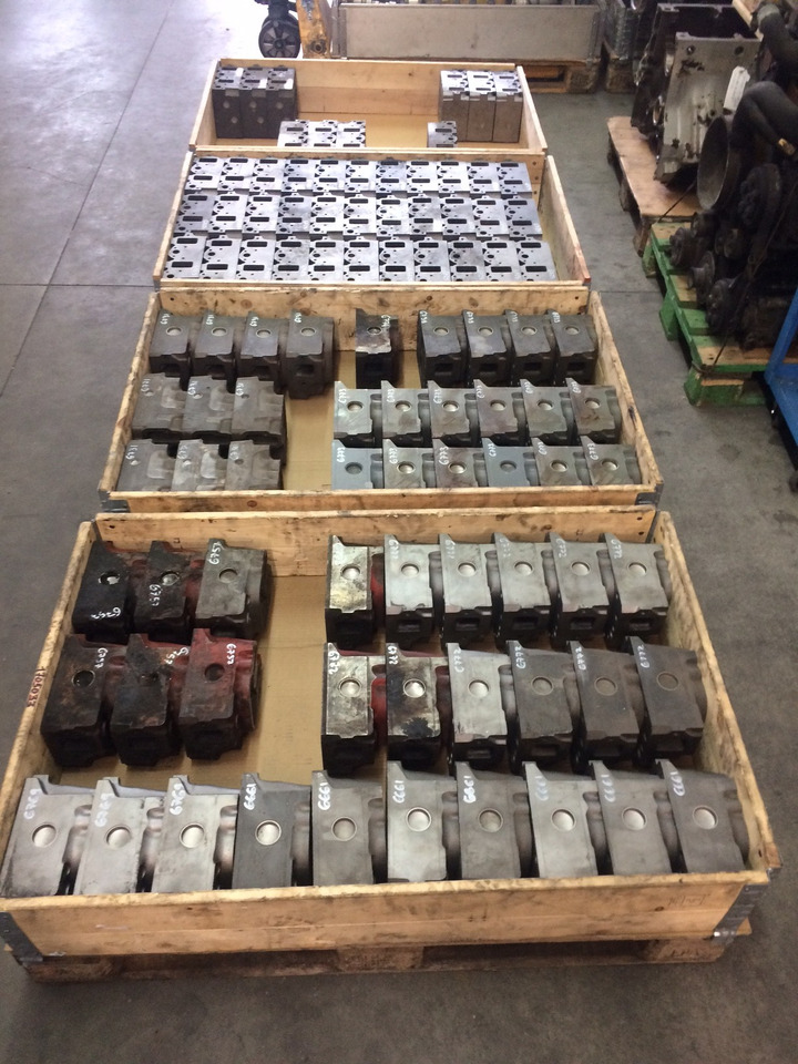 TESTATE MOTORI MAN D0824 / D0826 / D0834 / D0836 - Mootor ja varuosad - Veoauto: pilt 4 TESTATE MOTORI MAN D0824 / D0826 / D0834 / D0836 - Mootor ja varuosad - Veoauto: pilt 4