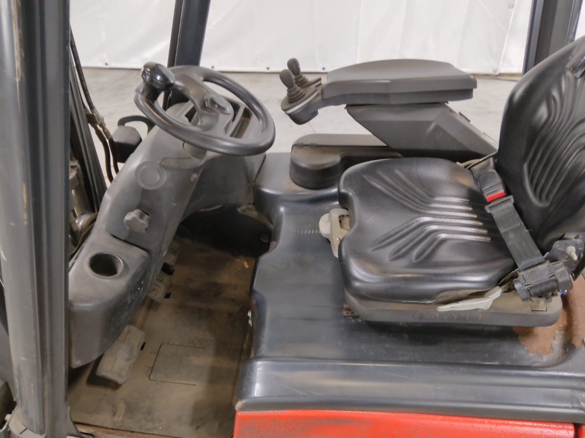 Linde E14-01 - Elektritõstuk: pilt 3 Linde E14-01 - Elektritõstuk: pilt 3