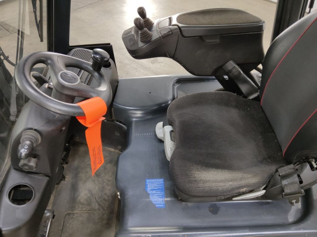 Linde E16C-02 - Elektritõstuk: pilt 3 Linde E16C-02 - Elektritõstuk: pilt 3