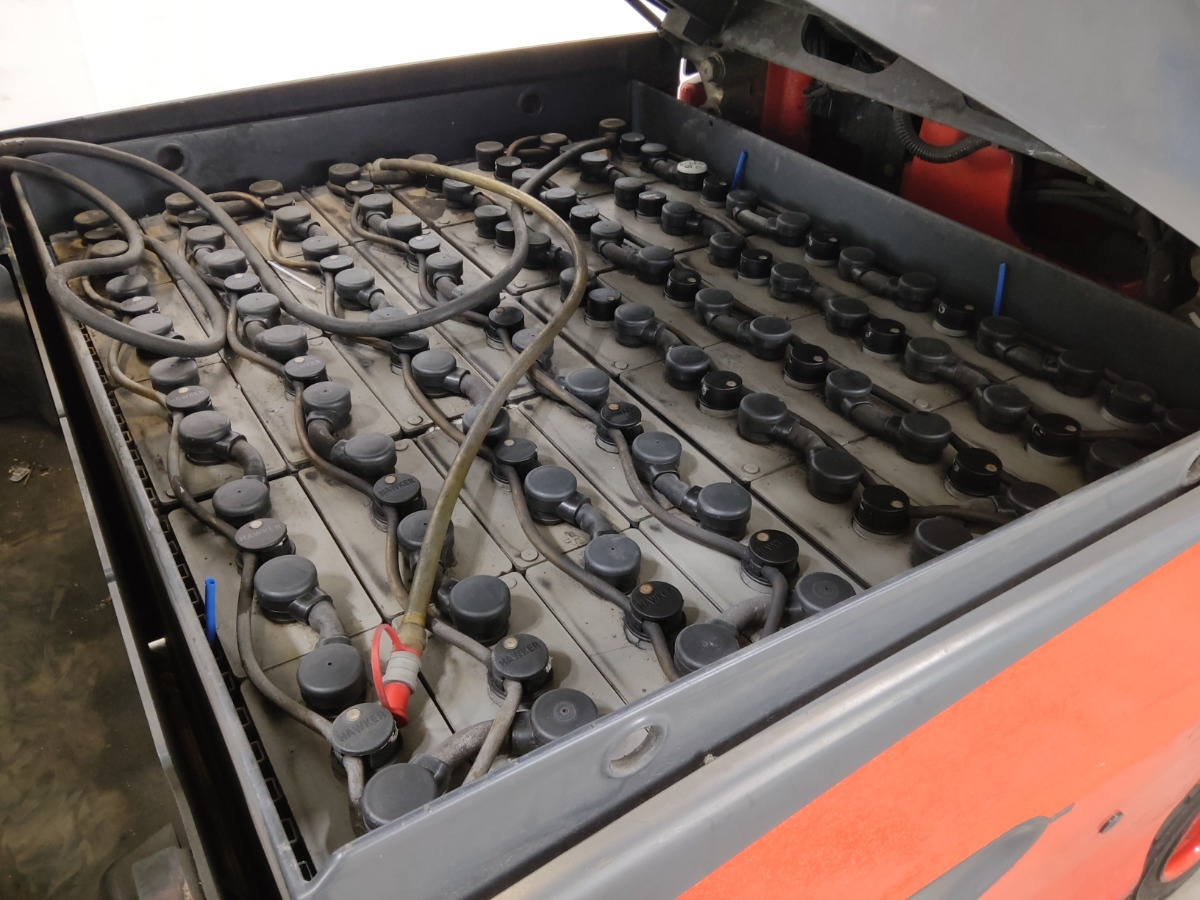 Linde E30HL-01/600 - Elektritõstuk: pilt 4 Linde E30HL-01/600 - Elektritõstuk: pilt 4