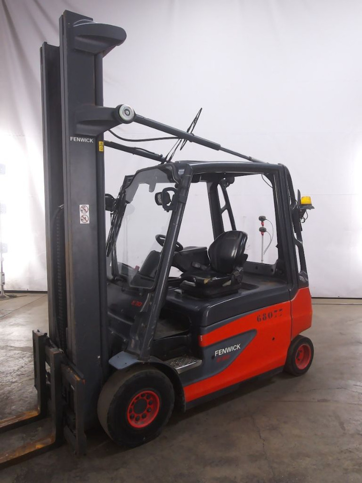 Linde E30L-01 - Elektritõstuk: pilt 1 Linde E30L-01 - Elektritõstuk: pilt 1