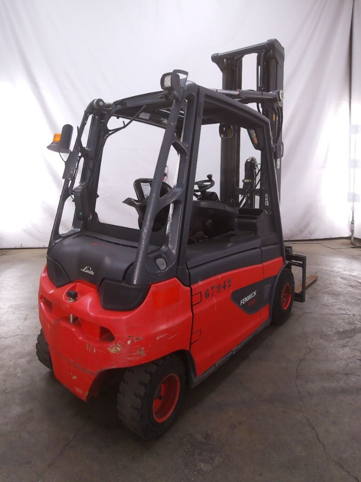 Linde E30L-01 - Elektritõstuk: pilt 2 Linde E30L-01 - Elektritõstuk: pilt 2