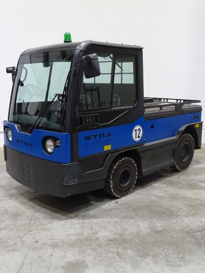 Linde P250 - Puksiirtraktor: pilt 1 Linde P250 - Puksiirtraktor: pilt 1