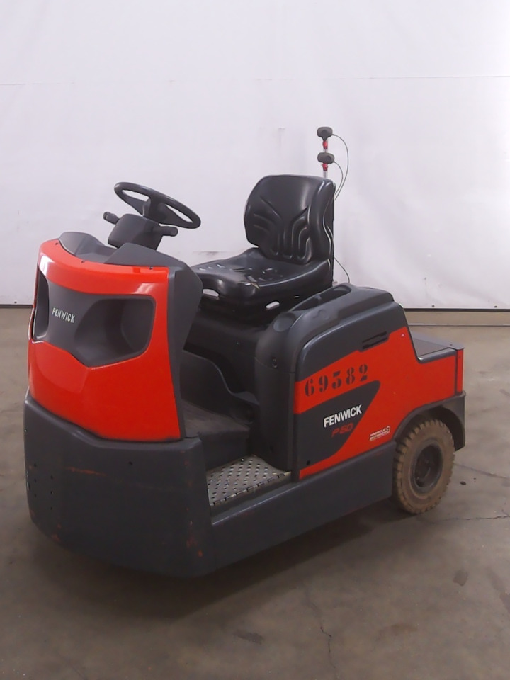 Linde P60 - Puksiirtraktor: pilt 1 Linde P60 - Puksiirtraktor: pilt 1