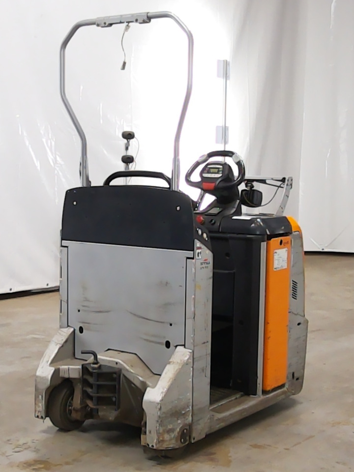 Still LTX50 - Puksiirtraktor: pilt 2 Still LTX50 - Puksiirtraktor: pilt 2