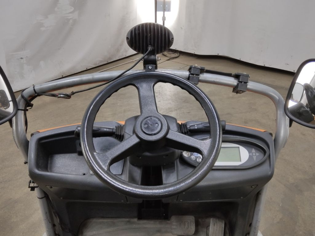 Still LTX70 - Puksiirtraktor: pilt 3 Still LTX70 - Puksiirtraktor: pilt 3