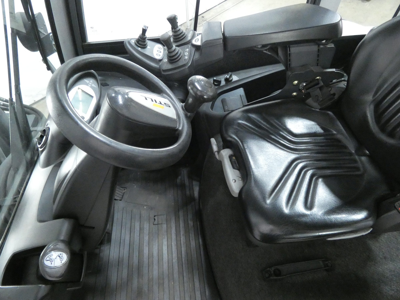 Still RX70-80/900 - Diiseltõstuk: pilt 3 Still RX70-80/900 - Diiseltõstuk: pilt 3