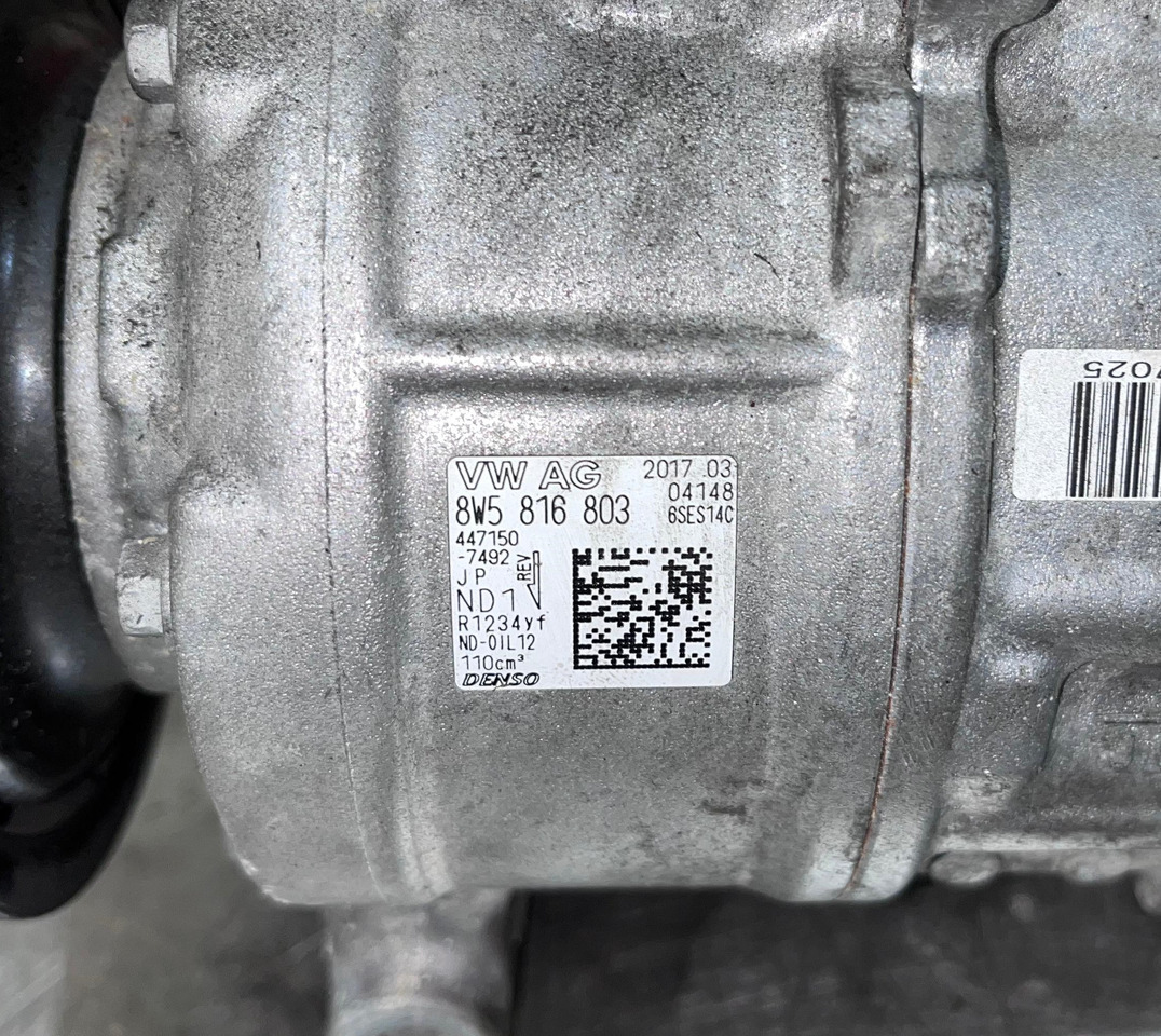 AUDI A/C Compressor 8W5816803 - Kliimaseadme kompressor: pilt 1 AUDI A/C Compressor 8W5816803 - Kliimaseadme kompressor: pilt 1