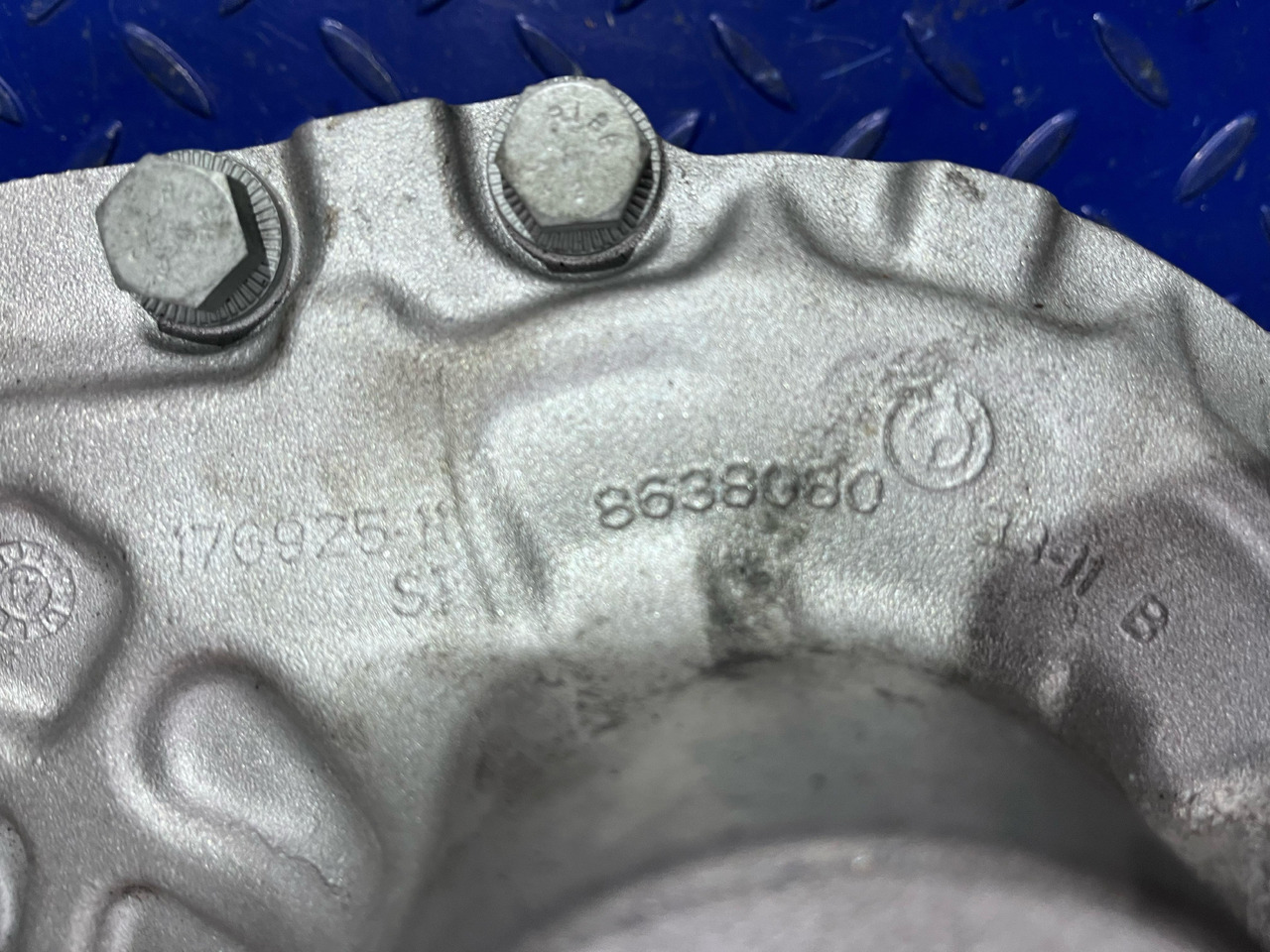 BMW BMW Front Axle Differential 8635870 - Diferentsiaalvarustus: pilt 4 BMW BMW Front Axle Differential 8635870 - Diferentsiaalvarustus: pilt 4
