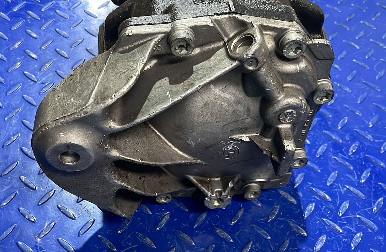 BMW Rear Differential 7541580 - Jõuülekanne: pilt 2 BMW Rear Differential 7541580 - Jõuülekanne: pilt 2