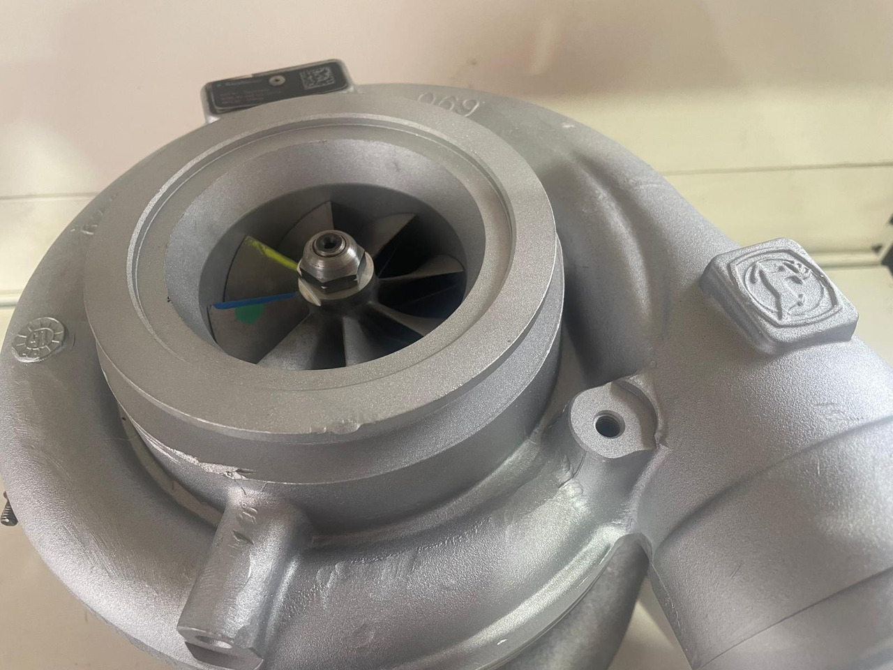 BorgWarner RE547978 - Turbo - Traktor: pilt 4 BorgWarner RE547978 - Turbo - Traktor: pilt 4
