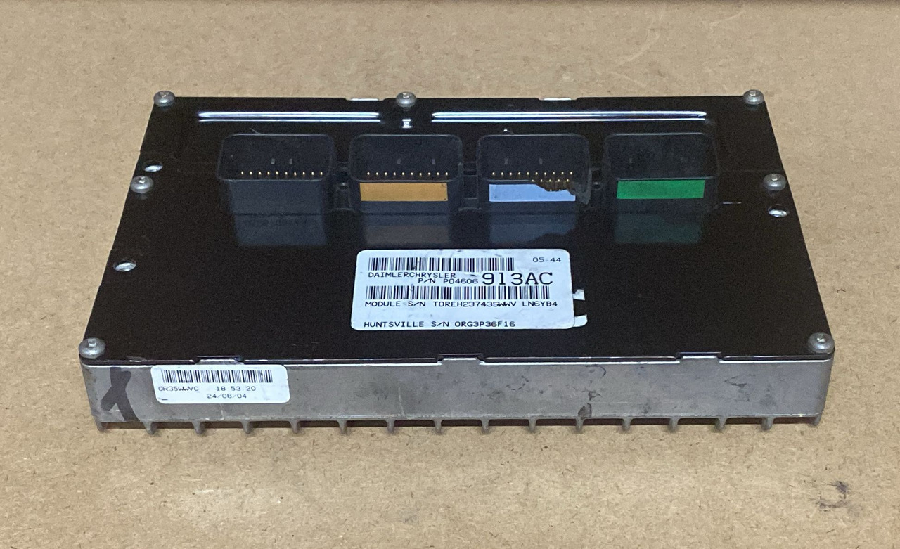 Chrysler P04606913AC - Mootori juhtimisseade: pilt 1 Chrysler P04606913AC - Mootori juhtimisseade: pilt 1