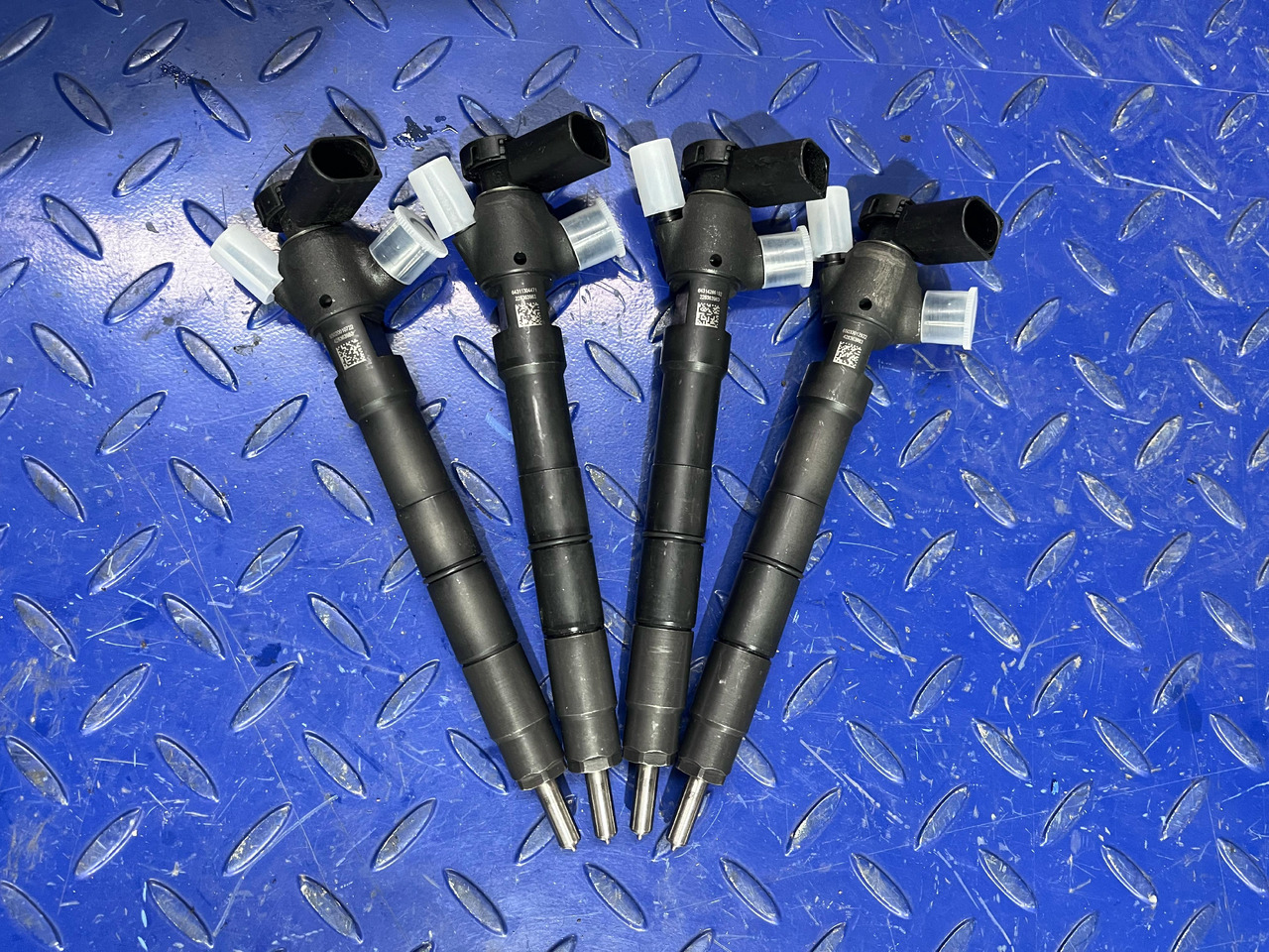 DELPHI 28475604 VW MAN 2.0L - Sissepritse: pilt 1 DELPHI 28475604 VW MAN 2.0L - Sissepritse: pilt 1
