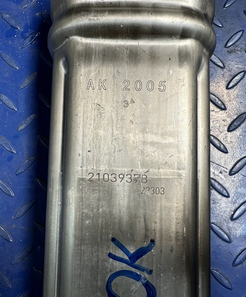 DETROIT DD15 A4721401575 - EGR-jahuti - Veoauto: pilt 3 DETROIT DD15 A4721401575 - EGR-jahuti - Veoauto: pilt 3