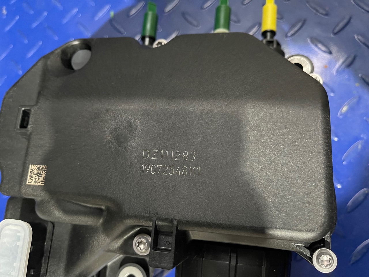 John Deere 8400 Harvester SCR Pump DZ111283 - Väljalaskesüsteem - Saagikoristusmasin: pilt 4 John Deere 8400 Harvester SCR Pump DZ111283 - Väljalaskesüsteem - Saagikoristusmasin: pilt 4