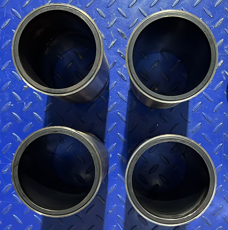 John Deere SET PISTON SI CAMASA JOHN DEERE RE500608 - Mootor ja varuosad: pilt 4 John Deere SET PISTON SI CAMASA JOHN DEERE RE500608 - Mootor ja varuosad: pilt 4