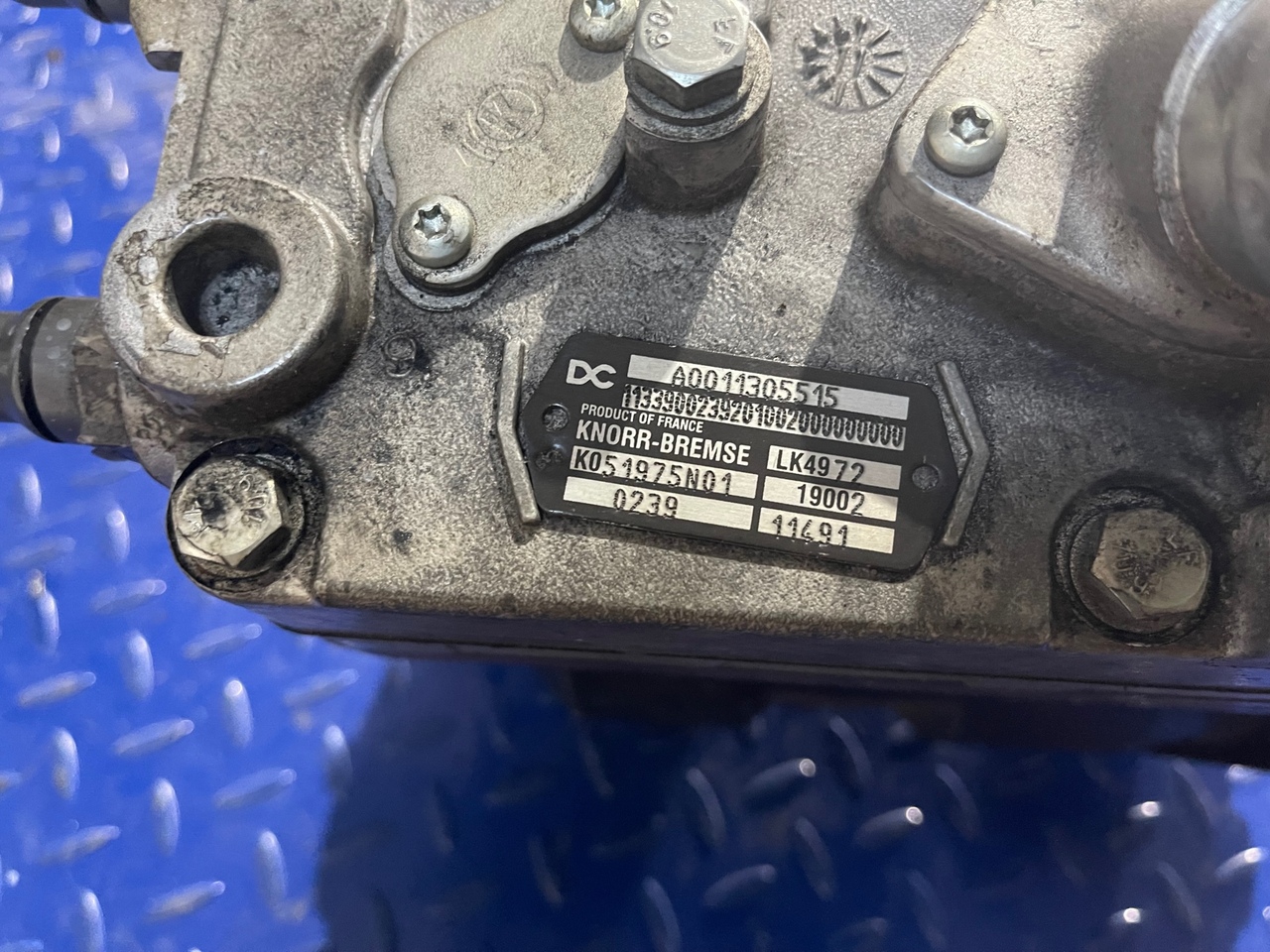 KNORR-BREMSE Mercedes Actros A0011305515 - Õhkpidur - Veoauto: pilt 4 KNORR-BREMSE Mercedes Actros A0011305515 - Õhkpidur - Veoauto: pilt 4