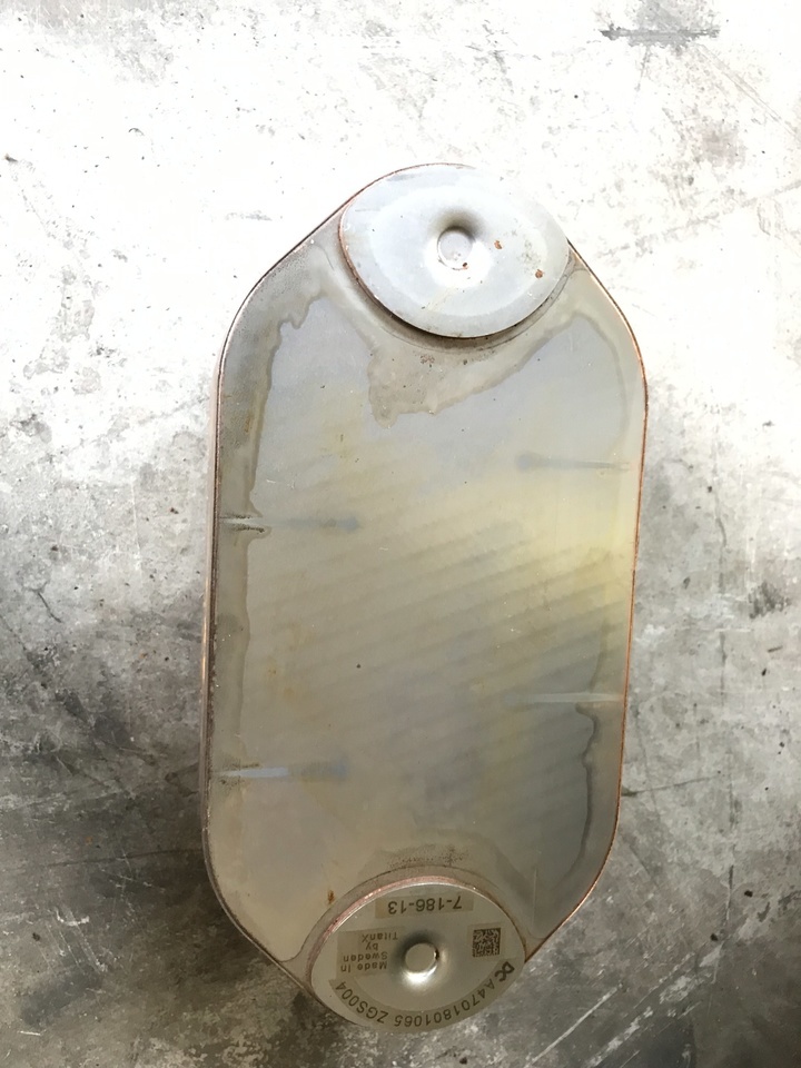 MERCEDES-BENZ Actros Euro 5, 6 - Radiaator - Veoauto: pilt 1 MERCEDES-BENZ Actros Euro 5, 6 - Radiaator - Veoauto: pilt 1