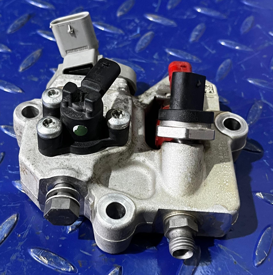 Mercedes Actros Metering Valve A9360700455 - Mootor ja varuosad - Veoauto: pilt 1 Mercedes Actros Metering Valve A9360700455 - Mootor ja varuosad - Veoauto: pilt 1