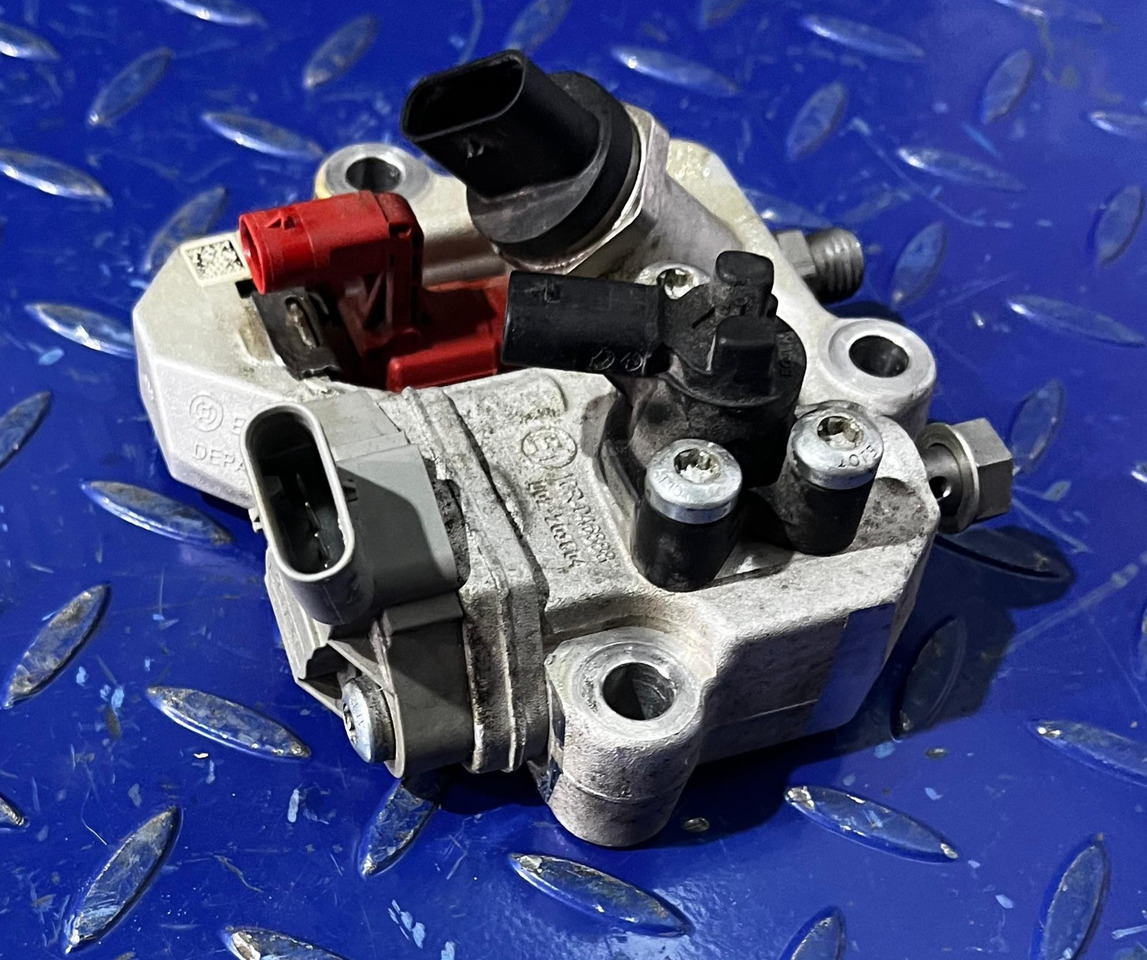 Mercedes Actros Metering Valve A9360700455 - Mootor ja varuosad - Veoauto: pilt 2 Mercedes Actros Metering Valve A9360700455 - Mootor ja varuosad - Veoauto: pilt 2